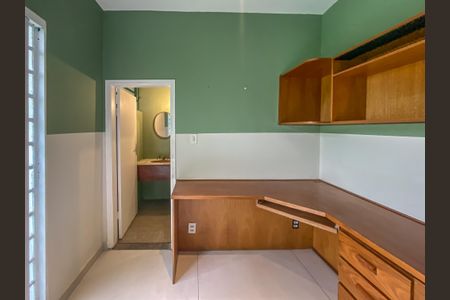 Casa à venda com 105m², 3 quartos e 2 vagas Casa à venda com 105m², 3 quartos e 2 vagasSuíte