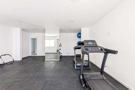 Apartamento à venda com 56m², 2 quartos e 1 vaga Apartamento à venda com 56m², 2 quartos e 1 vagaÁrea comum - Academia