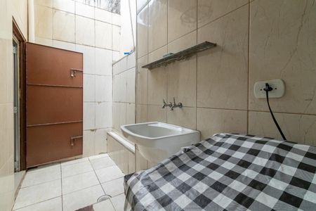 Casa à venda com 140m², 2 quartos e 2 vagasÁrea de Serviço