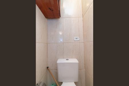 Casa à venda com 140m², 2 quartos e 2 vagasLavabo 1