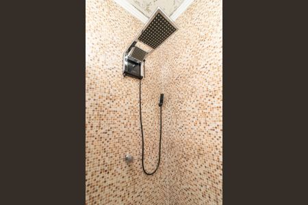 Casa à venda com 140m², 2 quartos e 2 vagasBanheiro Social