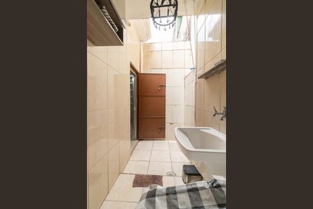 Casa à venda com 140m², 2 quartos e 2 vagasÁrea de Serviço