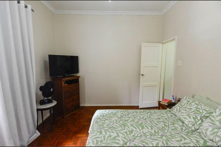 Casa à venda com 220m², 3 quartos e 1 vagaQuarto 1