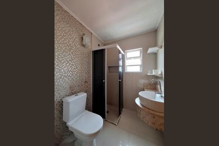 Casa à venda com 70m², 2 quartos e 1 vaga Casa à venda com 70m², 2 quartos e 1 vagaBanheiro