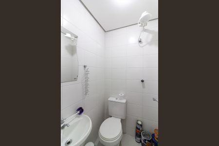 Apartamento para alugar com 131m², 3 quartos e 2 vagasBanheiro de Serviço