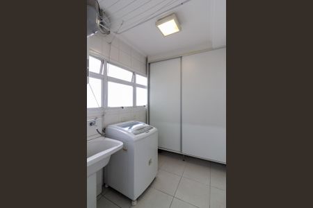 Apartamento para alugar com 131m², 3 quartos e 2 vagasÁrea de Serviço