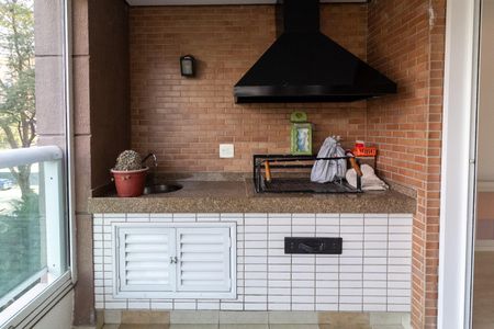 Apartamento para alugar com 131m², 3 quartos e 2 vagasVaranda