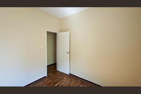 Apartamento à venda com 127m², 3 quartos e 1 vagaQuarto 2