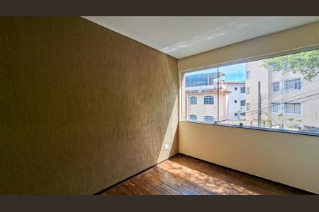 Sala de apartamento à venda com 3 quartos, 127m² em Santo Antônio, Belo Horizonte