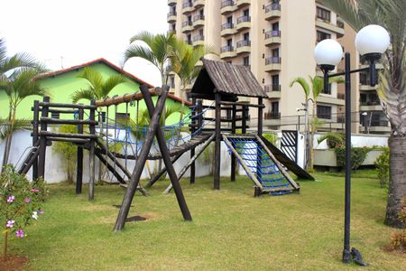 Apartamento à venda com 153m², 4 quartos e 2 vagasÁrea comum - Playground