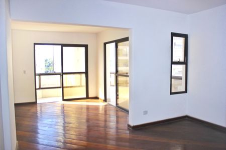 Sala de apartamento à venda com 4 quartos, 153m² em Vila Rosalia, Guarulhos