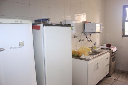 Apartamento à venda com 153m², 4 quartos e 2 vagasÁrea comum - Salão de festas/cozinha