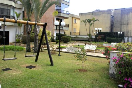 Apartamento à venda com 153m², 4 quartos e 2 vagasÁrea comum - Playground