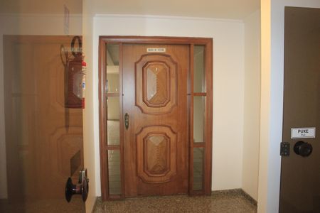 Apartamento à venda com 153m², 4 quartos e 2 vagasÁrea comum - Salão de festas