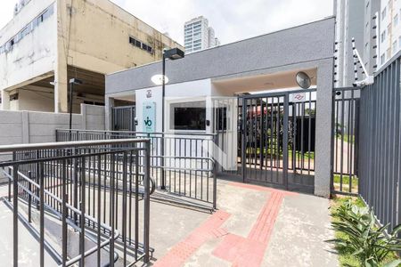 Apartamento para alugar com 43m², 2 quartos e sem vaga Apartamento para alugar com 43m², 2 quartos e sem vagaFachada