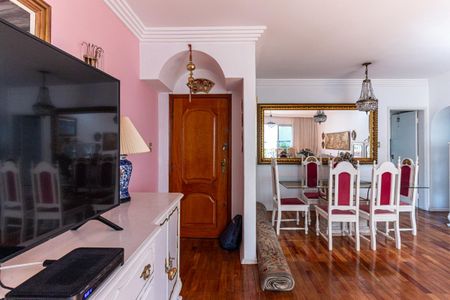 Apartamento à venda com 120m², 3 quartos e 1 vagaSala