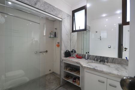 Apartamento para alugar com 259m², 4 quartos e 2 vagasBanheiro Suíte