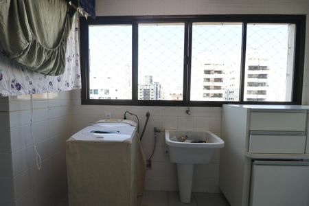 Apartamento para alugar com 259m², 4 quartos e 2 vagasÁrea de Serviço