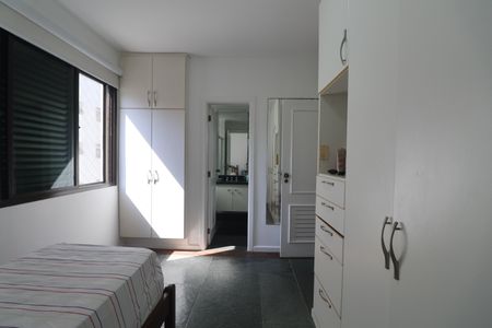 Apartamento para alugar com 259m², 4 quartos e 2 vagasSuíte 2