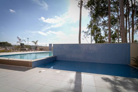 Apartamento para alugar com 58m², 2 quartos e 1 vagaÁrea comum - Piscina