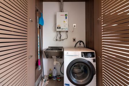 Apartamento para alugar com 74m², 1 quarto e 1 vagaÁrea de Serviço