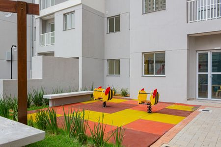 Apartamento à venda com 42m², 1 quarto e sem vagaÁrea comum - Playground