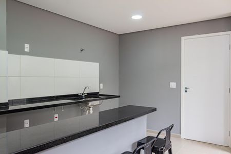 Apartamento à venda com 42m², 1 quarto e sem vagaÁrea comum - Salão de festas