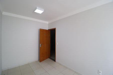 Sala de apartamento para alugar com 2 quartos, 59m² em Santa Mônica, Uberlândia