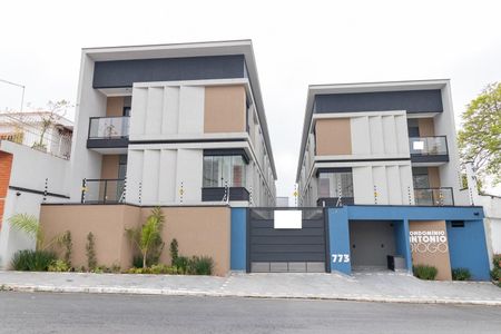 Casa de condomínio à venda com 91m², 2 quartos e 1 vagaFachada