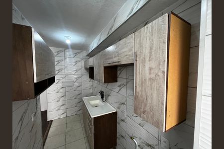 Cozinha de apartamento para alugar com 2 quartos, 40m² em Jardim Lider, São Paulo