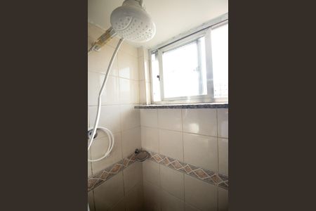 Banheiro de apartamento para alugar com 1 quarto, 50m² em Brasilândia, São Gonçalo