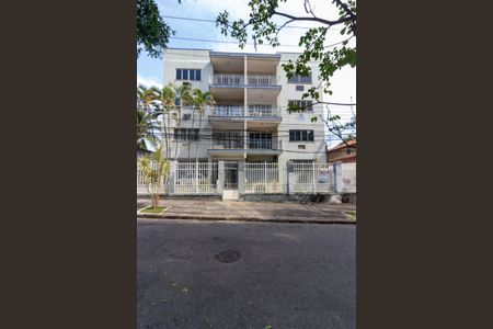 Apartamento para alugar com 90m², 2 quartos e 1 vagaFachada