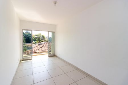 Sala de apartamento para alugar com 2 quartos, 90m² em Praça Seca, Rio de Janeiro