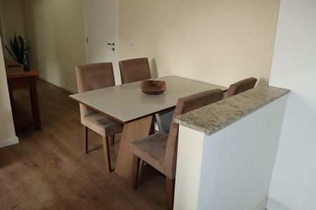 Sala de apartamento para alugar com 2 quartos, 63m² em Jardim Torino, Cotia