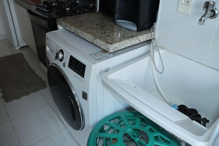 Apartamento para alugar com 63m², 2 quartos e 1 vagaÁrea de Serviço