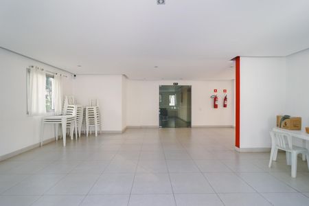 Apartamento à venda com 72m², 1 quarto e 2 vagas Apartamento à venda com 72m², 1 quarto e 2 vagasÁrea comum - Salão de festas