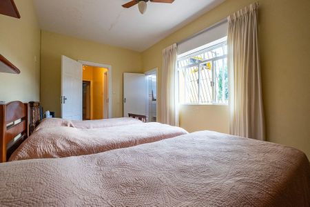 Casa para alugar com 320m², 3 quartos e 5 vagasSuíte