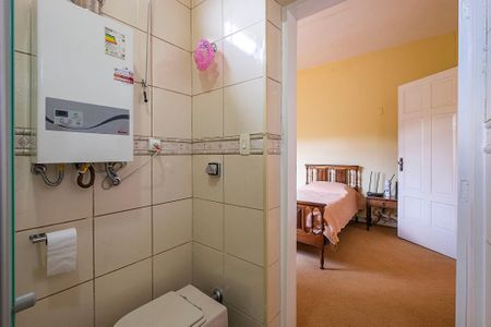 Casa para alugar com 320m², 3 quartos e 5 vagasSuíte - Banheiro