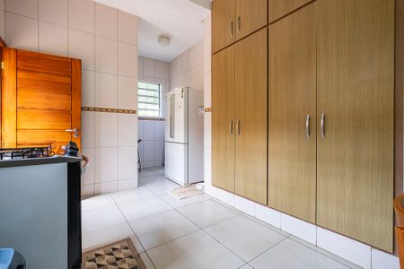 Casa para alugar com 320m², 3 quartos e 5 vagasCozinha