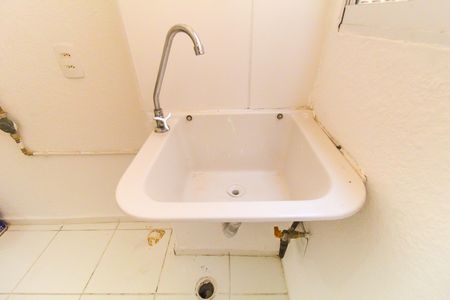 Apartamento à venda com 42m², 2 quartos e 1 vaga Apartamento à venda com 42m², 2 quartos e 1 vagaCozinha e Área de Serviço