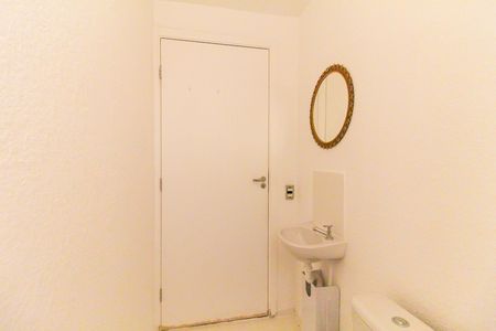Apartamento à venda com 42m², 2 quartos e 1 vaga Apartamento à venda com 42m², 2 quartos e 1 vagaBanheiro