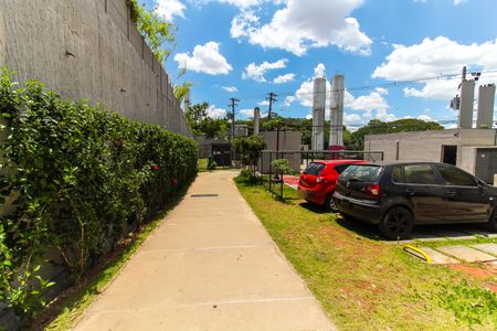 Apartamento à venda com 42m², 2 quartos e 1 vaga Apartamento à venda com 42m², 2 quartos e 1 vagaEstacionamento