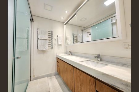 Apartamento à venda com 111m², 3 quartos e 1 vagaBanheiro da Suíte