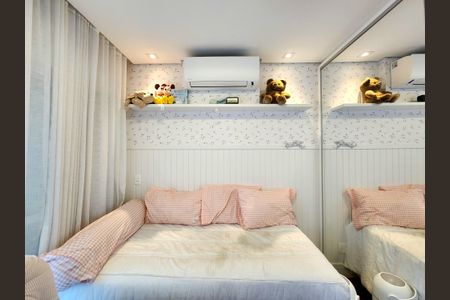 Apartamento à venda com 111m², 3 quartos e 1 vagaQuarto 1