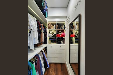 Apartamento à venda com 111m², 3 quartos e 1 vagaCloset da suíte