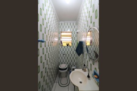 Casa à venda com 195m², 3 quartos e 2 vagasLavabo