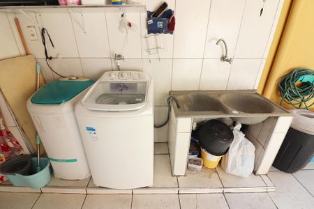 Casa à venda com 195m², 3 quartos e 2 vagasÁrea de Serviço