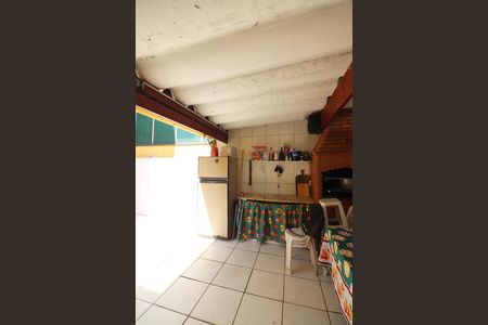 Casa à venda com 195m², 3 quartos e 2 vagasÁrea de Serviço