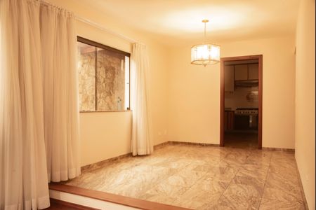 Casa para alugar com 245m², 4 quartos e 3 vagasSala de Jantar