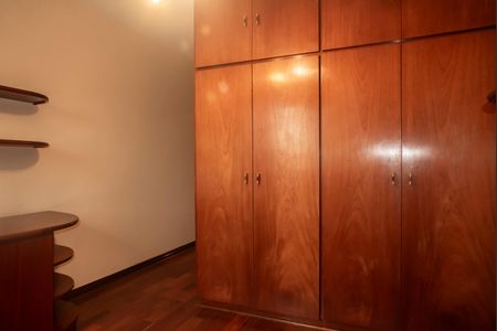 Casa para alugar com 245m², 4 quartos e 3 vagasSuíte 2